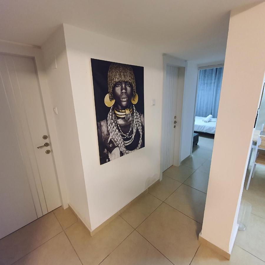 Barak Royal Suites 20 Garden Jacuzzi - ג'קוזי בחצר Ейлат Екстер'єр фото